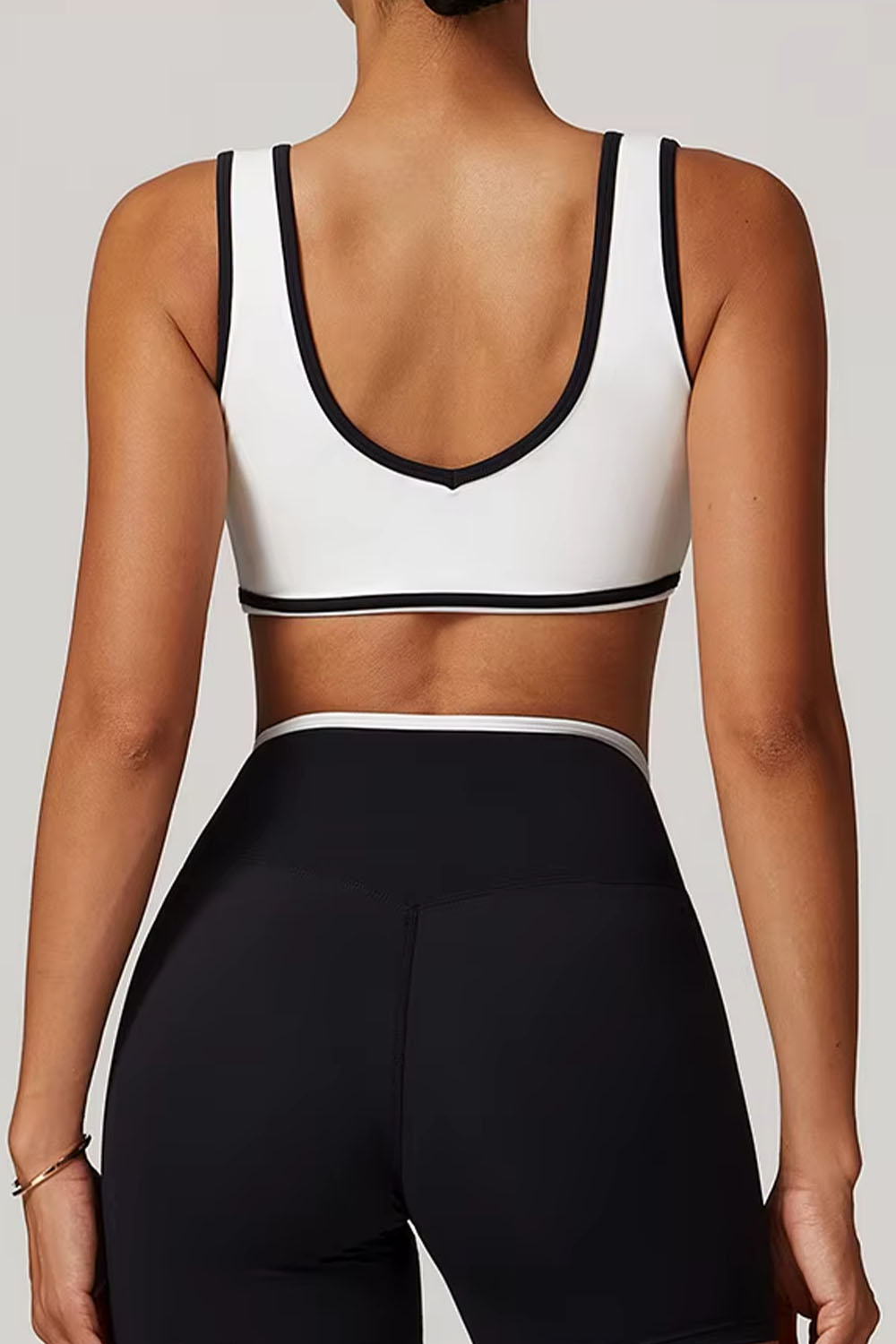 Flared "Linan" Sport Bra