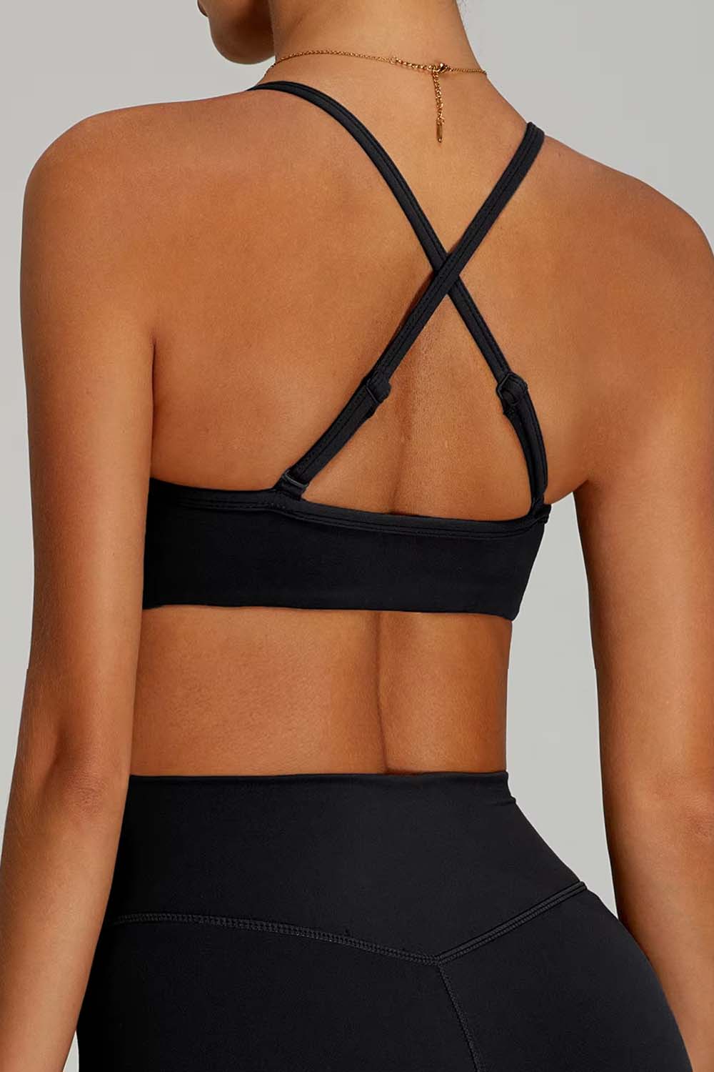 Flared "Cross V" Sport Bra