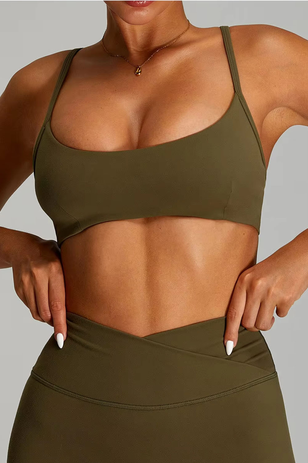 Flared "Cross V" Sport Bra